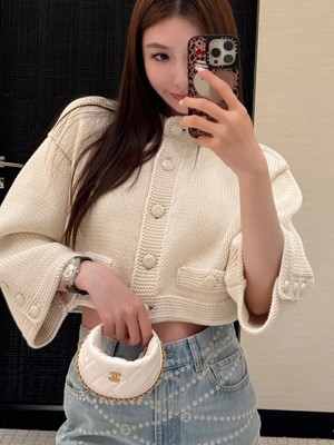 CHANEL 무드 크림 아이보리 크롭 니트 자켓